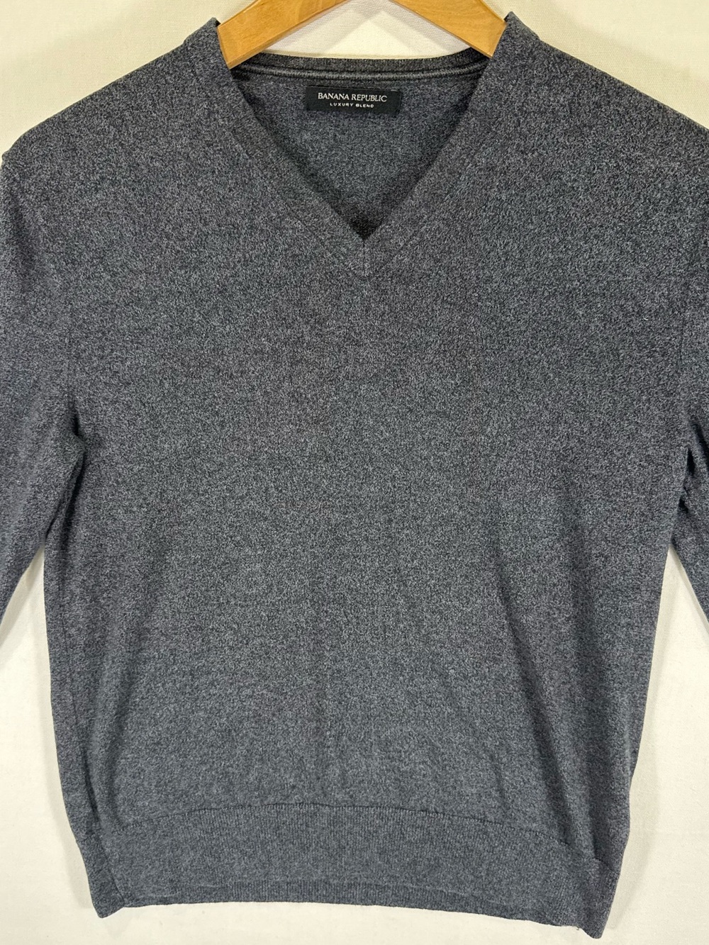 Banana Republic Luxury Blend Heather Charcoal V-Neck Sweater